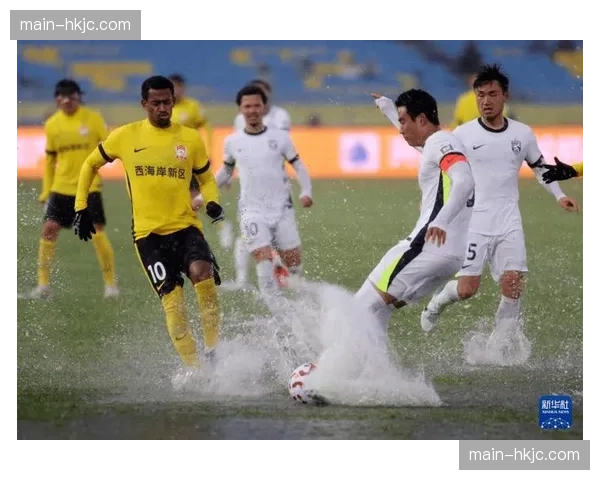 前瞻青岛西海岸vs武汉三镇：升班马主场稳守，卫冕冠军客场控局