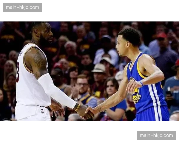 述评：告别“水花兄弟”时代？勇士队休赛期面临的重建十字路口